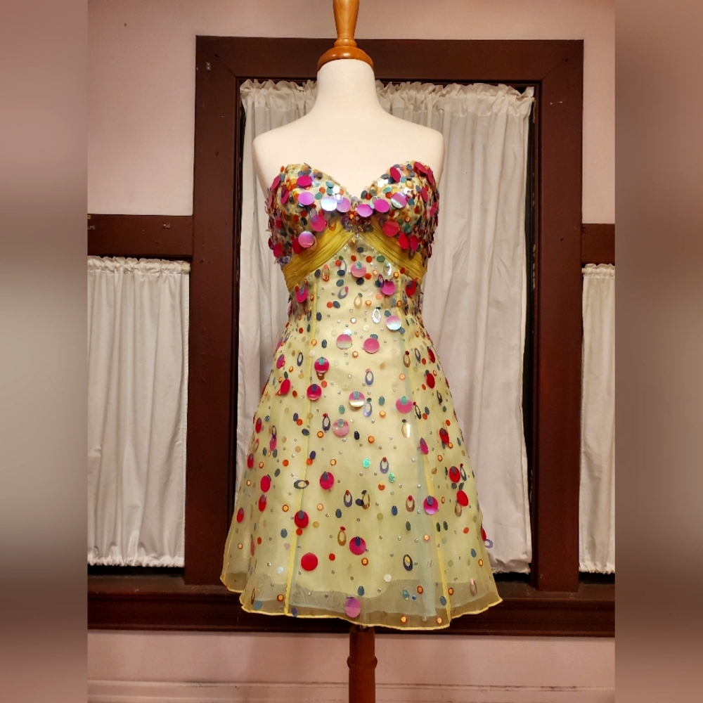 Fun Yellow/Green Partydress